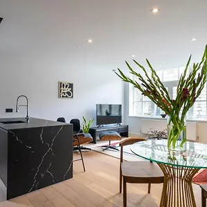 https://marygate-gallery-apartment.yorkshirehotels.net